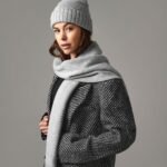 Beechfield Knitted scarf and beanie gift set - Beanie Hat | Xcel UK