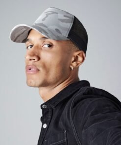Beechfield Camo snapback trucker
