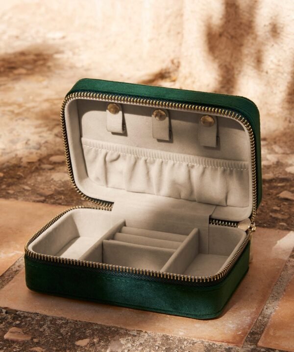 Bagbase Velvet travel jewellery box - Accessories | Xcel UK