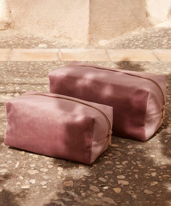 Bagbase Velvet toiletry/accessory case - Accessories | Xcel UK