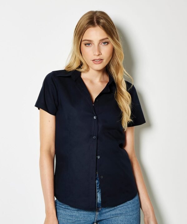 Kit Women's workplace oxford blouse short-sleeved (tailored fit) - Blouses | Xcel UK