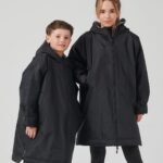 & Hales Kids all-weather robe - Fleece | Xcel UK