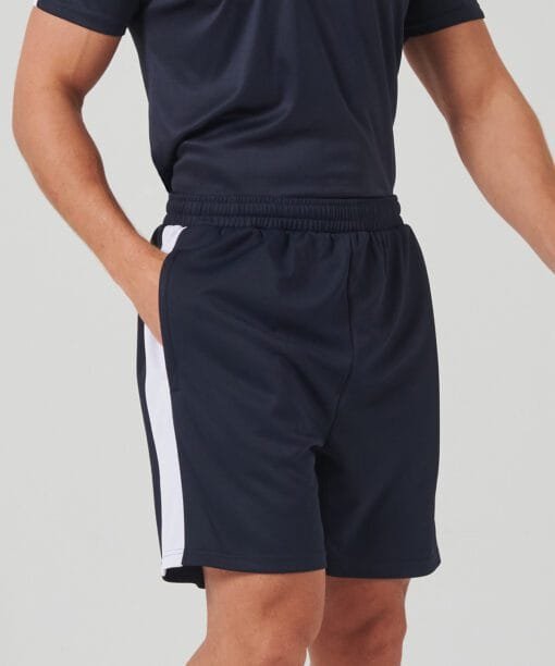 Finden & Hales Knitted shorts with zip pockets