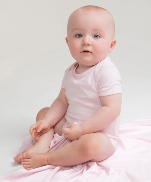 Larkwood Essential short-sleeved bodysuit - Bodysuits | Xcel UK