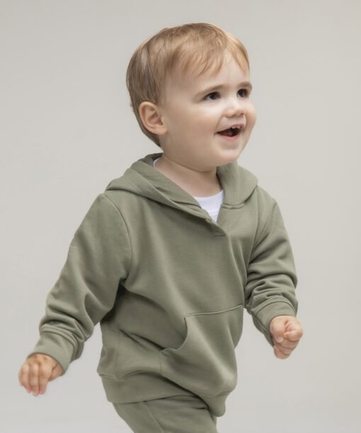 Larkwood Kids sustainable hoodie
