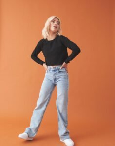 Just Hoods Women’s cropped sweat