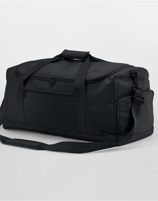 BG561 Bagbase Medium Training Holdall Bags