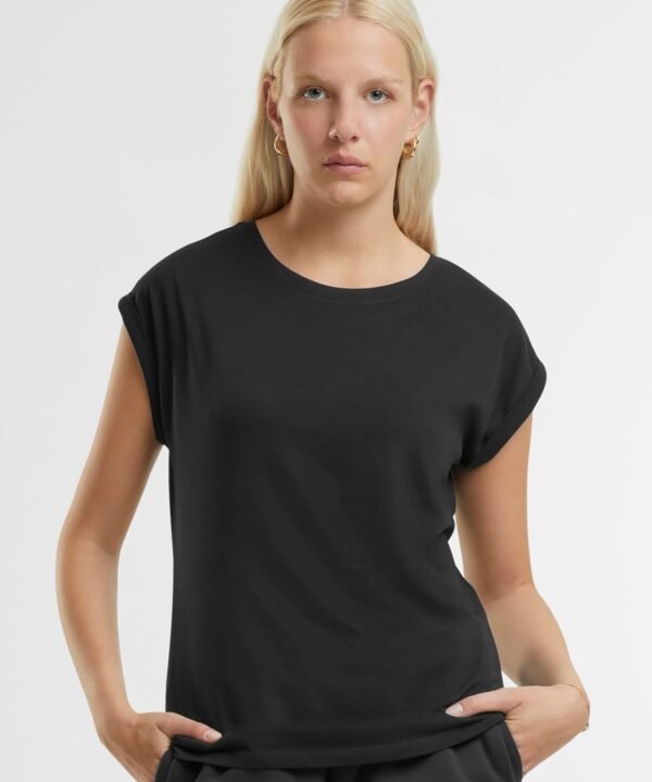 Morning Studios Women’s regular extended shoulder tee - T-Shirt | Xcel UK