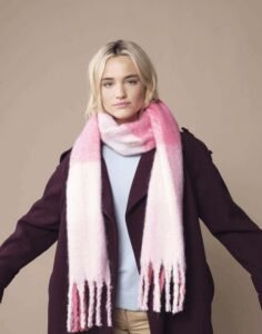 Beechfield FLUFFY CHECK SCARF