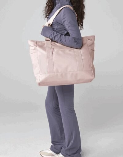 Bagbase CIRCUIT GYM TOTE — Custom Embroidery Available