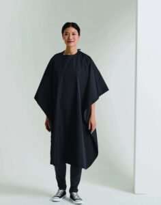 Premier Workwear WATERPROOF SALON GOWN