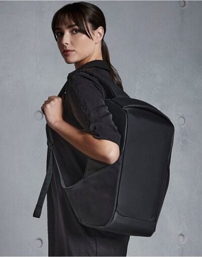 Quadra QD925 Project Charge Security Backpack