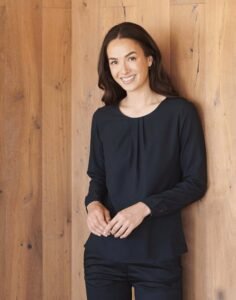 Henbury H598 Ladies Pleat Front Long Sleeve Blouse