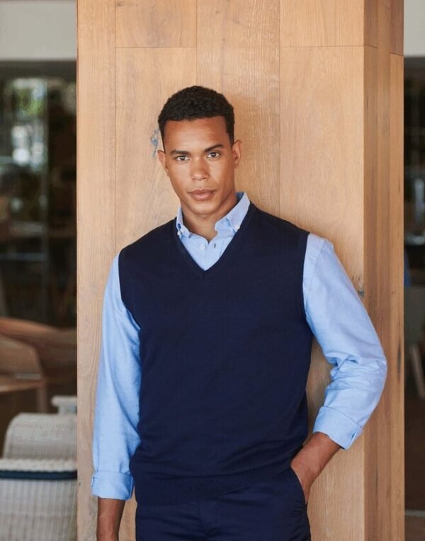 Henbury H724 Lightweight Sleeveless V-Neck Jumper