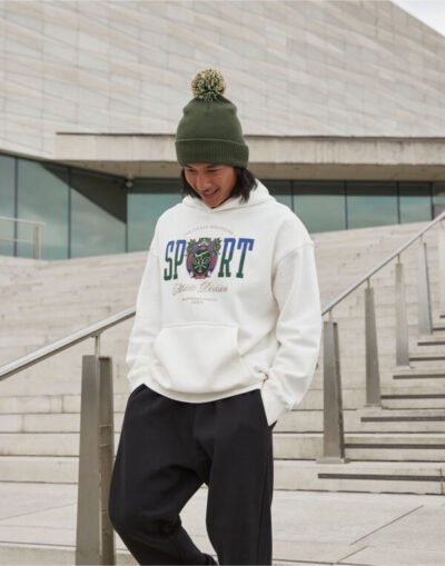 Beechfield Snowstar® Beanie — Custom Embroidery Available