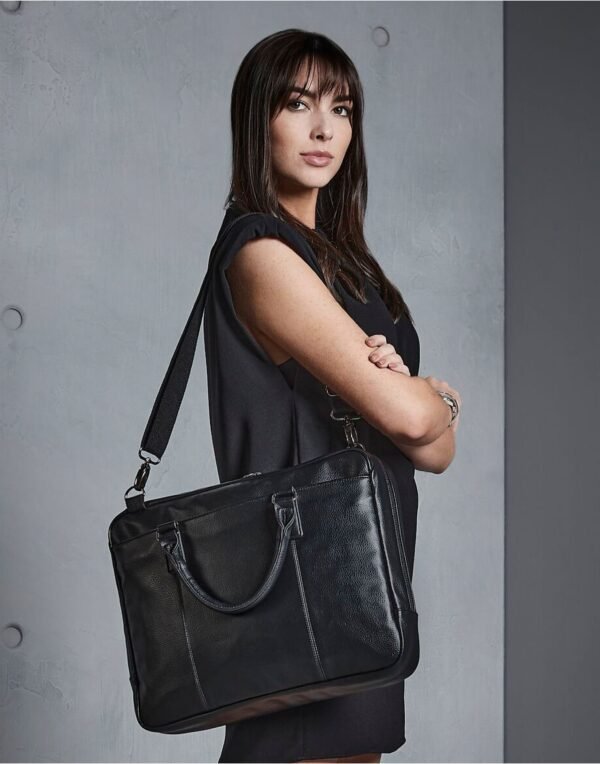 Quadra Bags NUHIDE SLIMLINE LAPTOP BRIEF